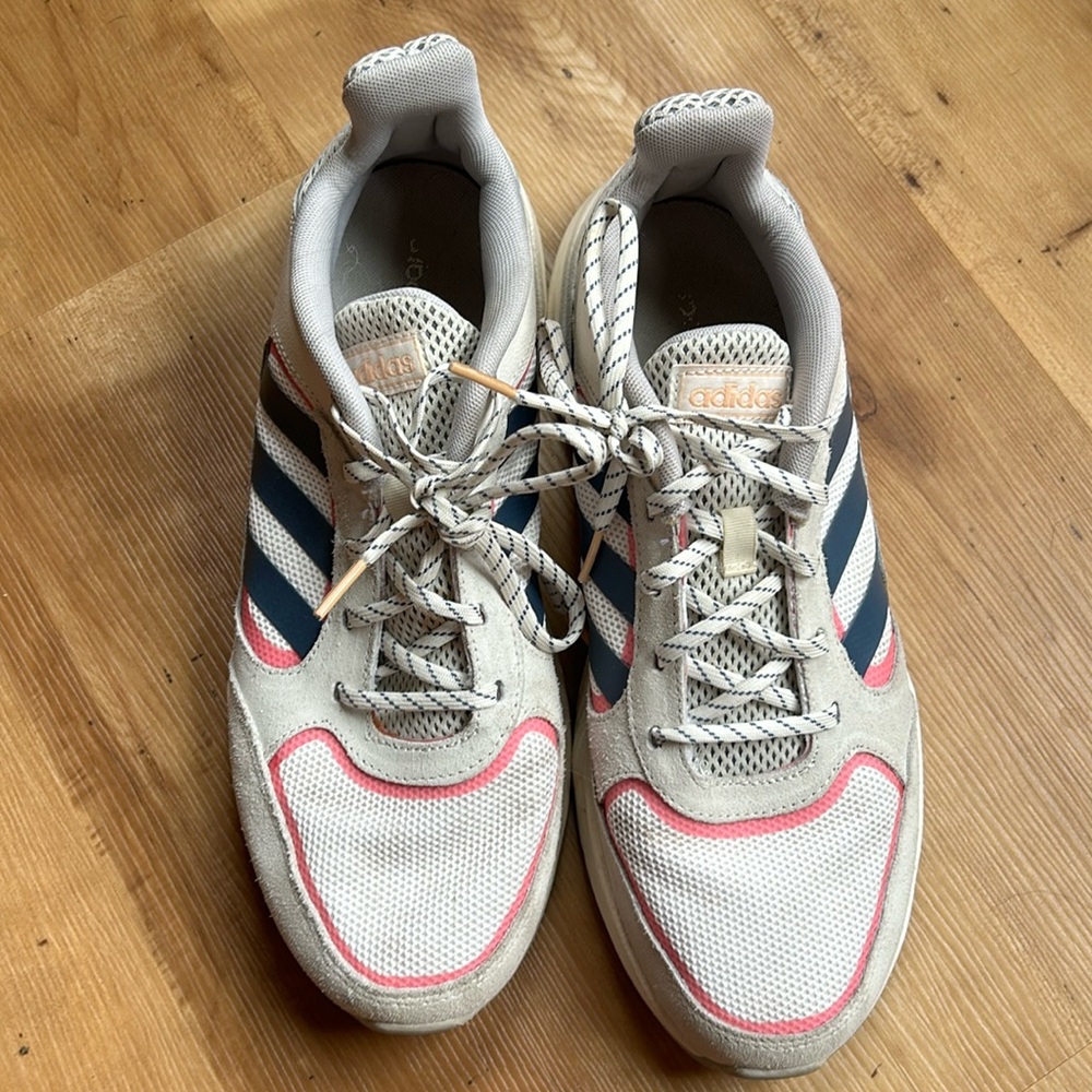 Women’s size 11 adidas cloud foam tennis shoes. GUC